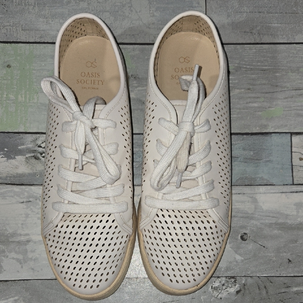 White Oasis Society California Sneaker Shoes Size 10